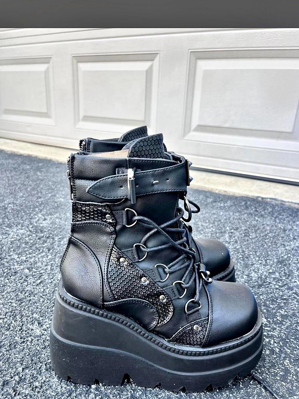 Demonia SHAKER-60 Platform Combat Boots Black US 6 Like New